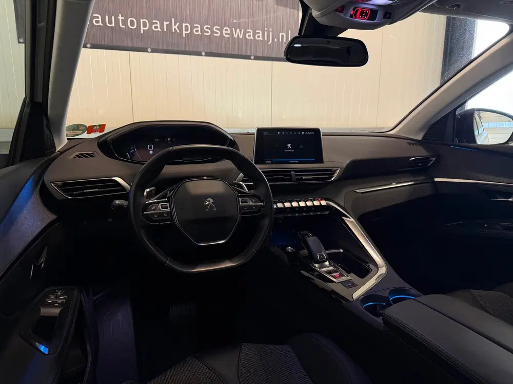 Peugeot 5008 1.2 PureTech 7p uit 2020, foto 11