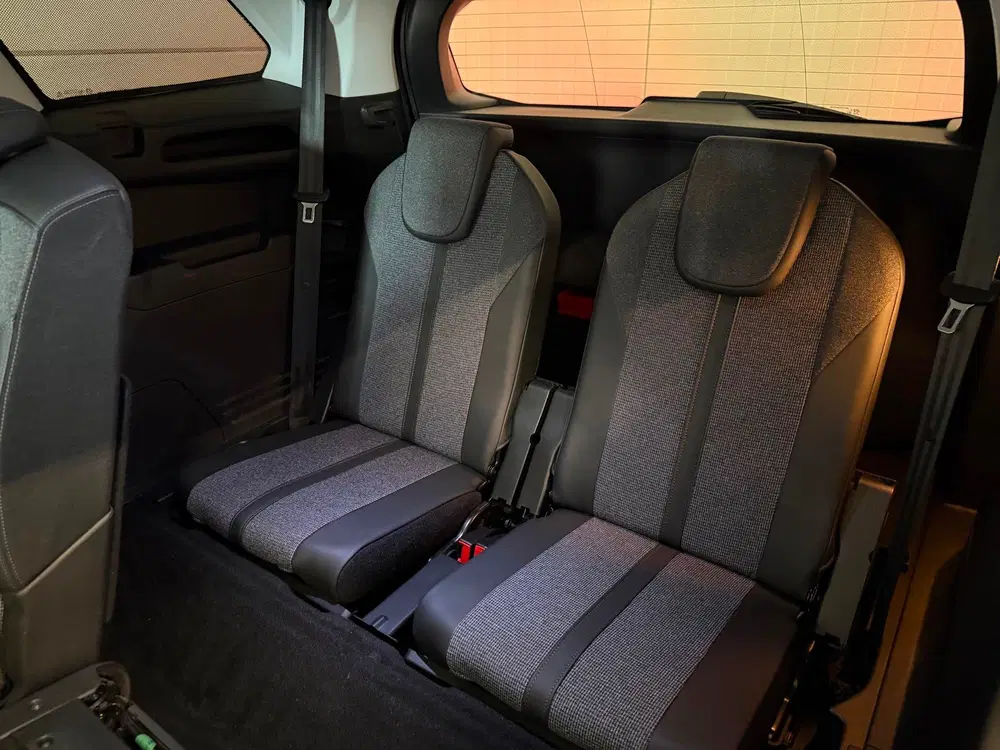 Peugeot 5008 1.2 PureTech 7p uit 2020, foto 14