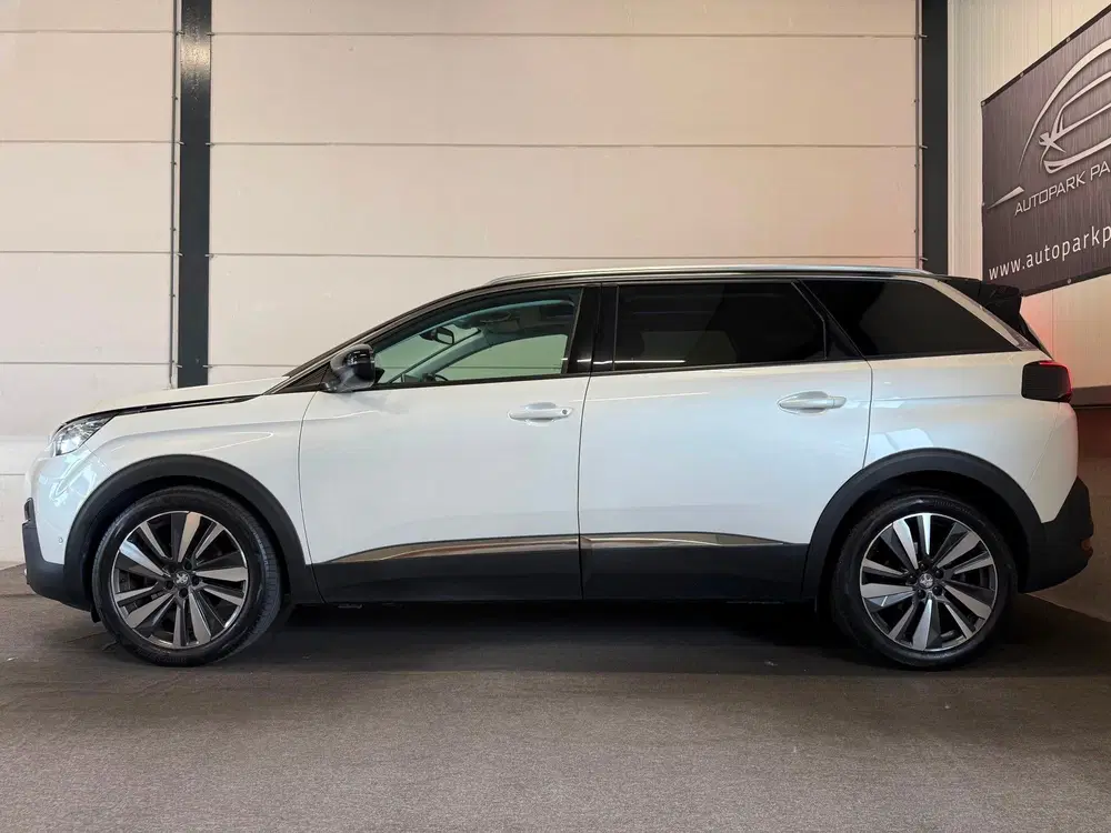 Peugeot 5008 1.2 PureTech 7p uit 2020, foto 4