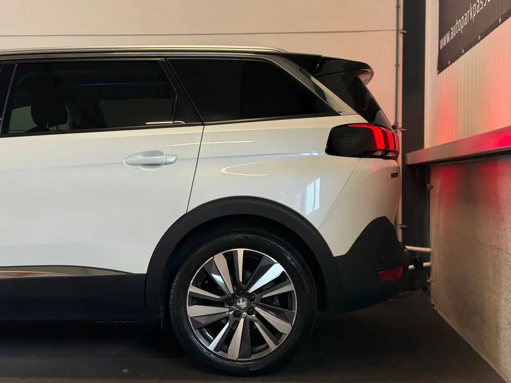 Peugeot 5008 1.2 PureTech 7p uit 2020, foto 5
