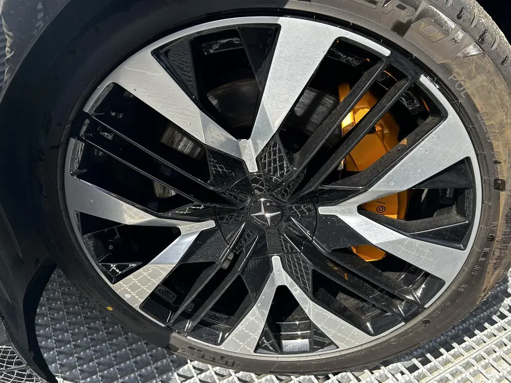 Polestar 4 Long Range Dual motor Performance Prime 10 uit 2025, foto 4