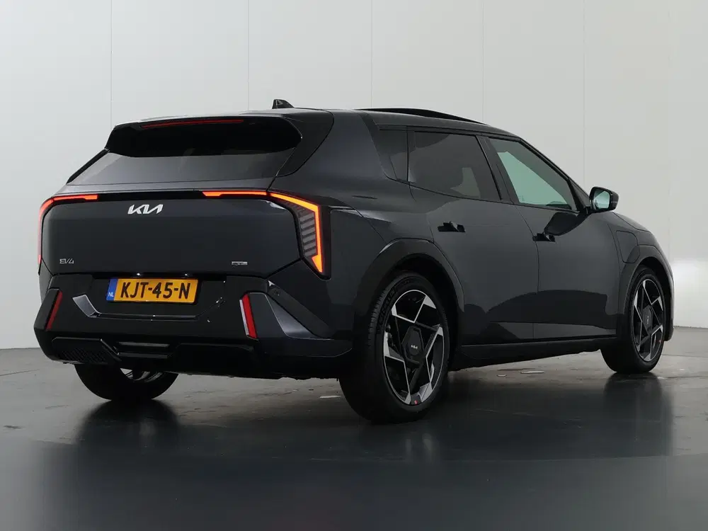 Kia EV4 GT-Line 81.4 kWh uit 2026, foto 2