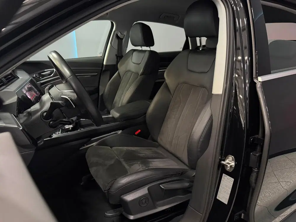 Audi e-tron 50 quattro S edition 71 kWh (bj 2020) uit 2020, foto 12