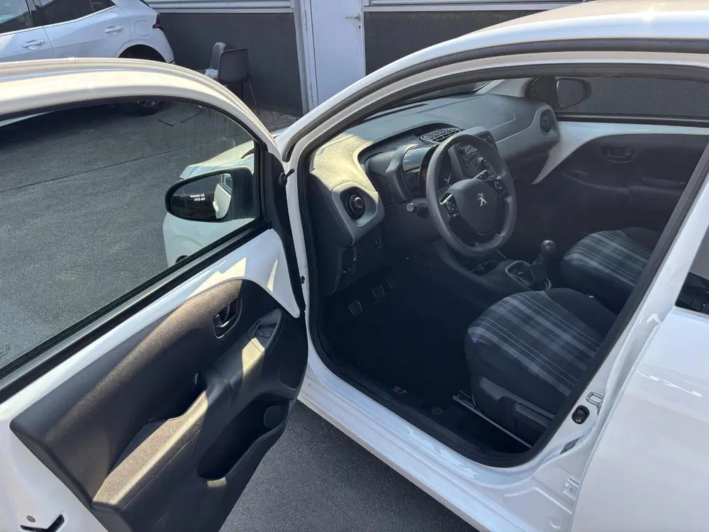 Peugeot 108 1.0 e-VTi Active Airco uit 0, foto 12