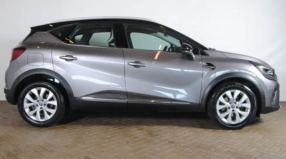Renault Captur 1.6 ET PH 160 Intens (bj 2020 uit 2020, foto 2