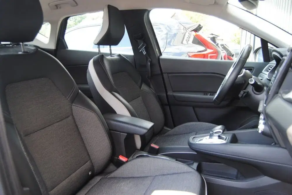 Renault Captur 1.6 ET PH 160 Intens (bj 2020 uit 2020, foto 9
