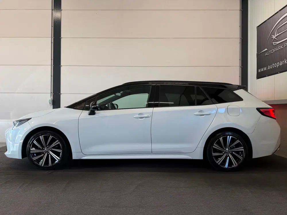 Toyota Corolla Hybrid 140 Dynamic ACC uit 2022, foto 4