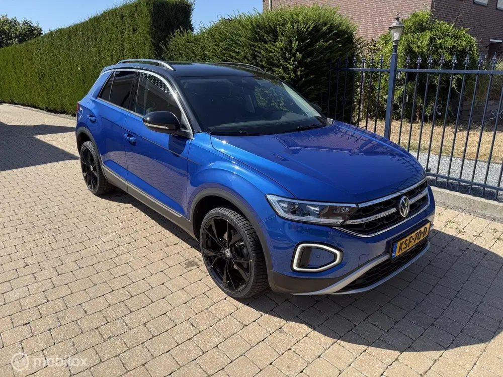 Volkswagen T-Roc 1.5 TSI Style 27.000 KM AUTOMAAT NIEUWSTAA uit 2024