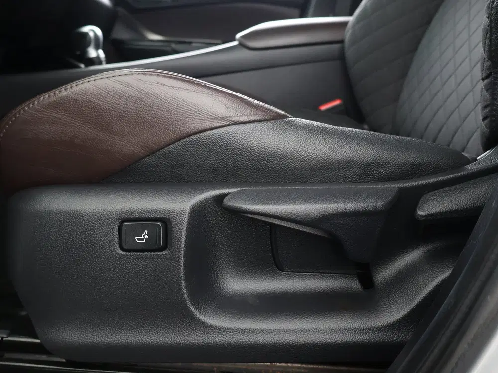 Toyota C-HR 1.8 Hybrid Executive uit 2019, foto 13
