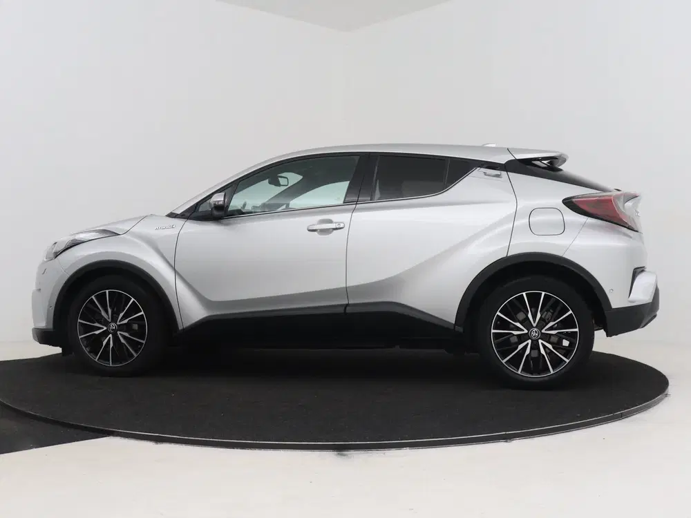 Toyota C-HR 1.8 Hybrid Executive uit 2019, foto 3