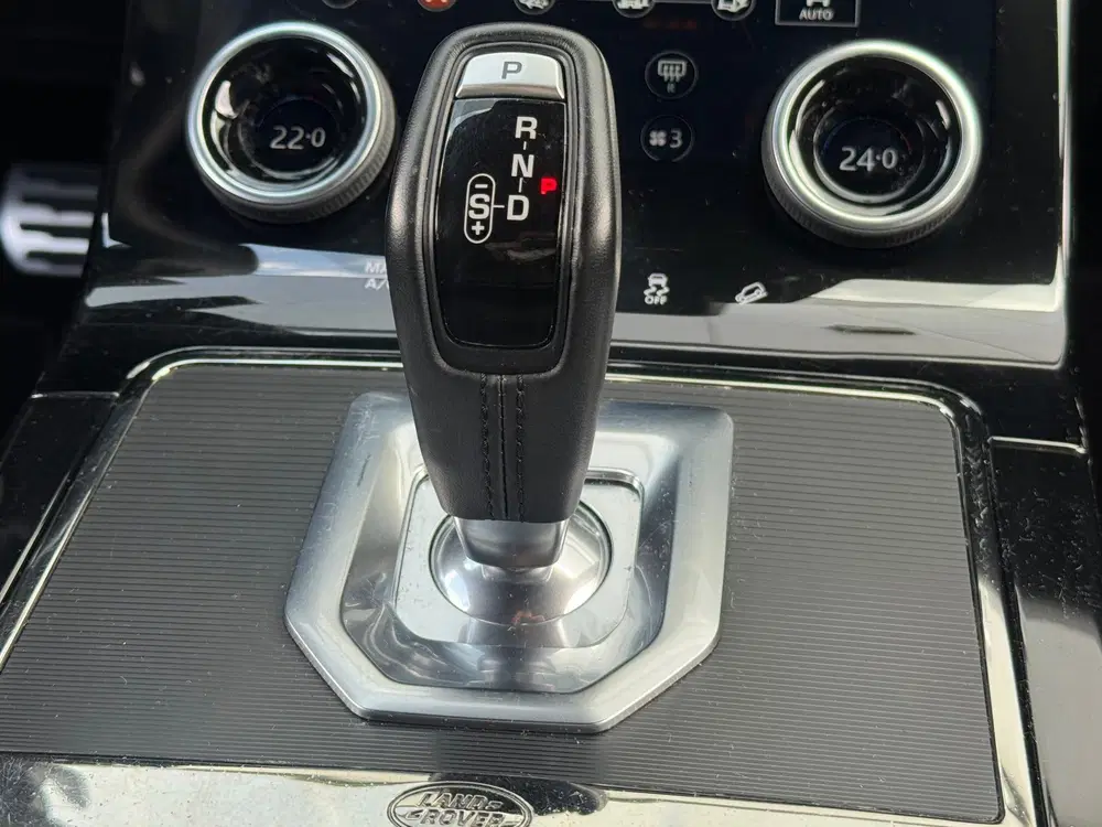 Land Rover Range Rover Evoque 2.0 P200 AWD HSE 360 CAMERA AU uit 2019, foto 15