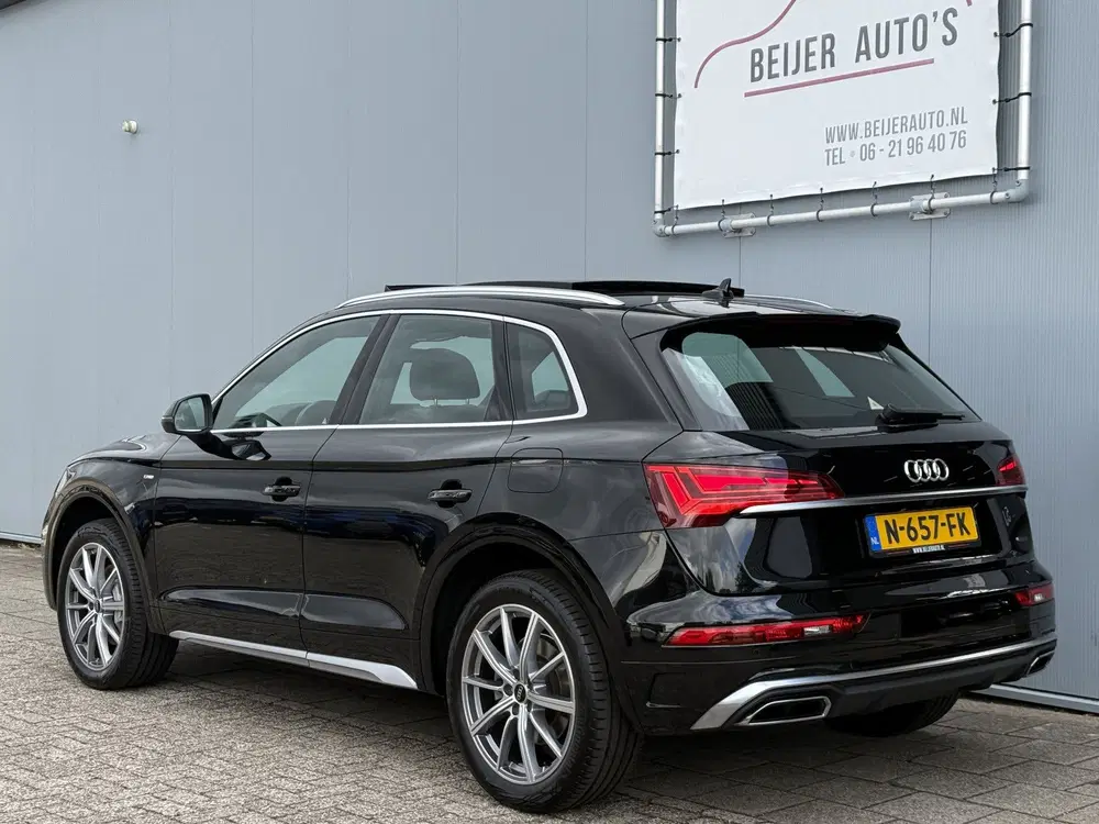 Audi Q5 50 TFSI e S edition Automaat Schuifdak uit 2021, foto 3