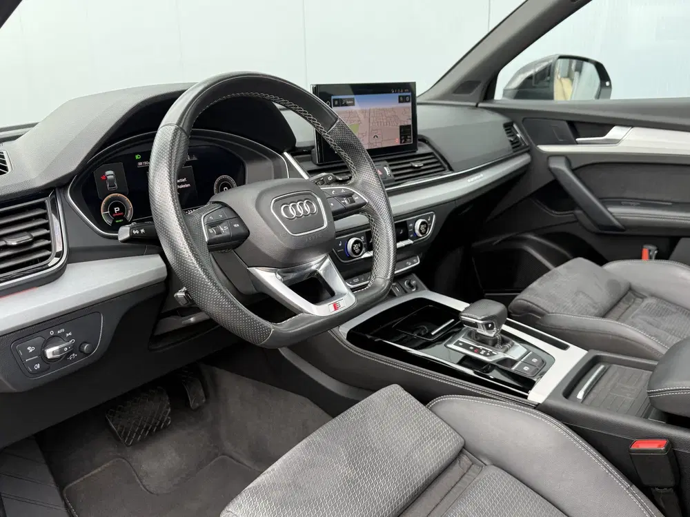 Audi Q5 50 TFSI e S edition Automaat Schuifdak uit 2021, foto 8