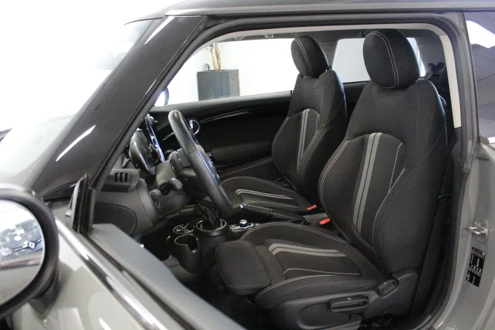 Mini Cooper S 2.0 Cooper S Essential uit 2022, foto 10