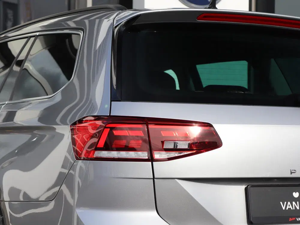 Volkswagen Passat 2.0 TDI 150 pk DSG Business uit 2023, foto 10