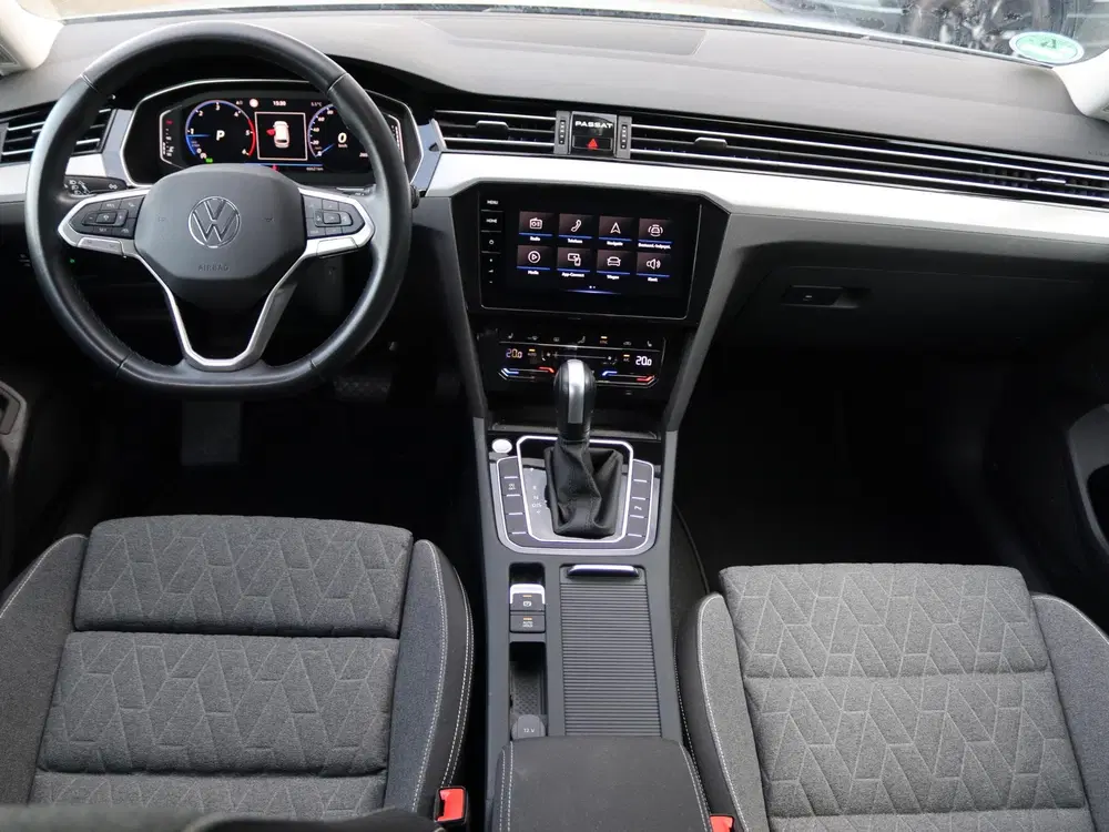 Volkswagen Passat 2.0 TDI 150 pk DSG Business uit 2023, foto 14