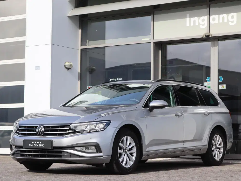 Volkswagen Passat 2.0 TDI 150 pk DSG Business uit 2023, foto 6