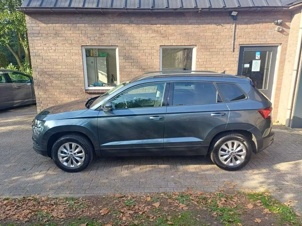 Skoda Karoq 1.0 TSI Business Edition uit 2019, foto 4
