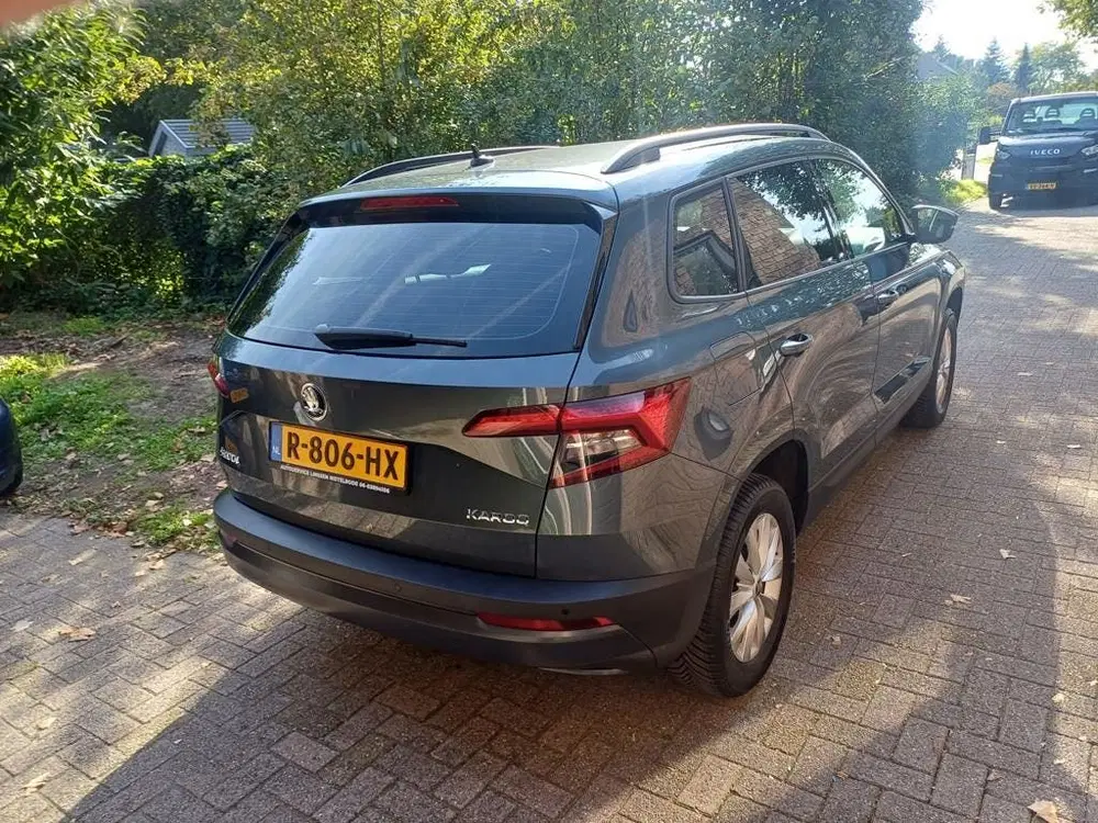 Skoda Karoq 1.0 TSI Business Edition uit 2019, foto 6