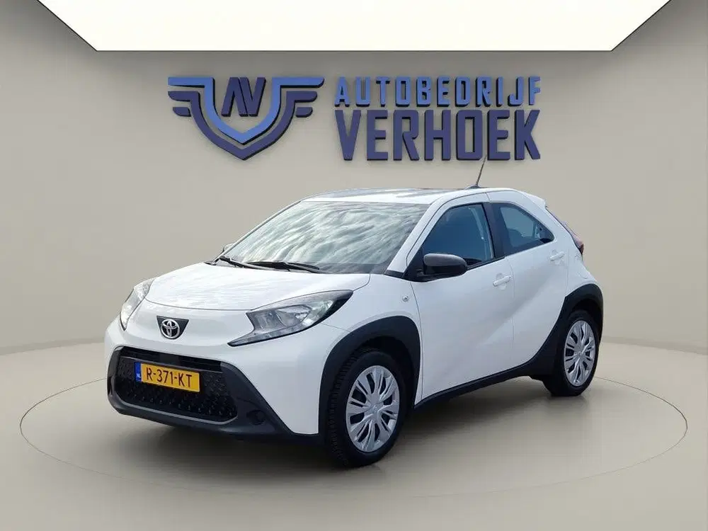 Toyota Aygo X 1.0 VVT-i MT Play NL Auto uit 2022, foto 5