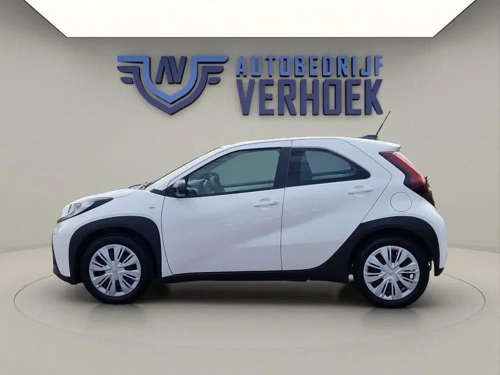 Toyota Aygo X 1.0 VVT-i MT Play NL Auto uit 2022, foto 6