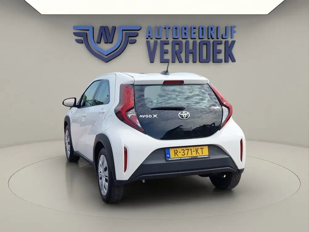 Toyota Aygo X 1.0 VVT-i MT Play NL Auto uit 2022, foto 7