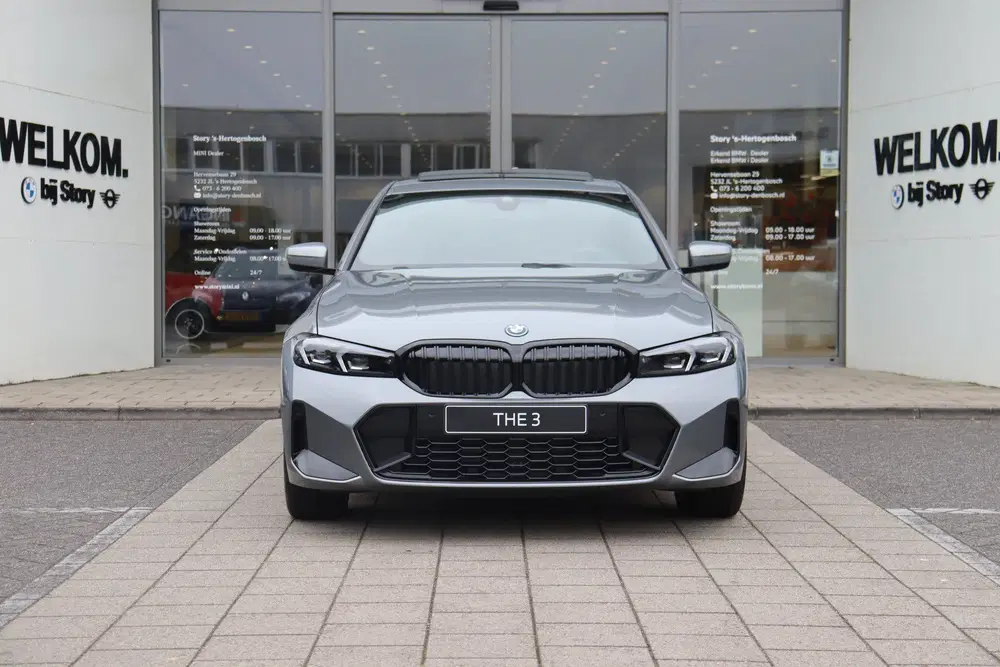 BMW 3-serie 330e M Sport Automaat uit 2026, foto 2