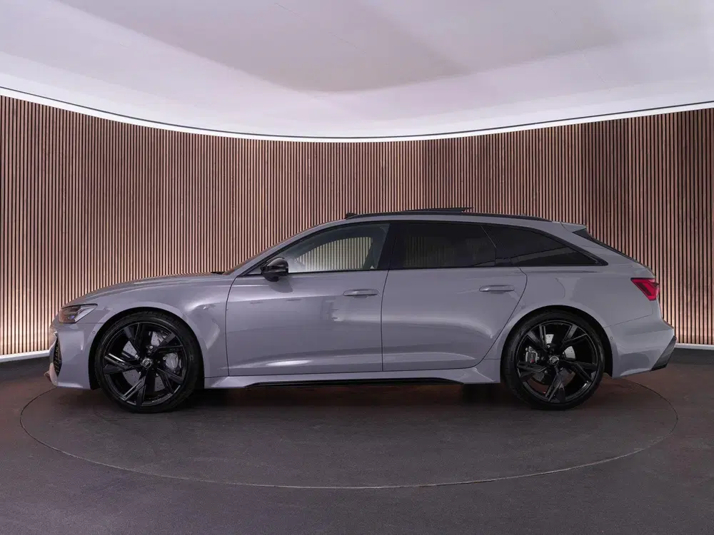 Audi RS6 600pk TFSI quattro uit 2020, foto 12