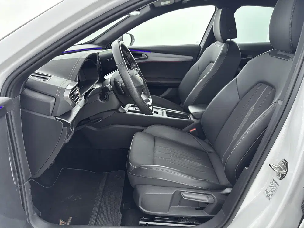 Cupra Formentor uit 2022, foto 3