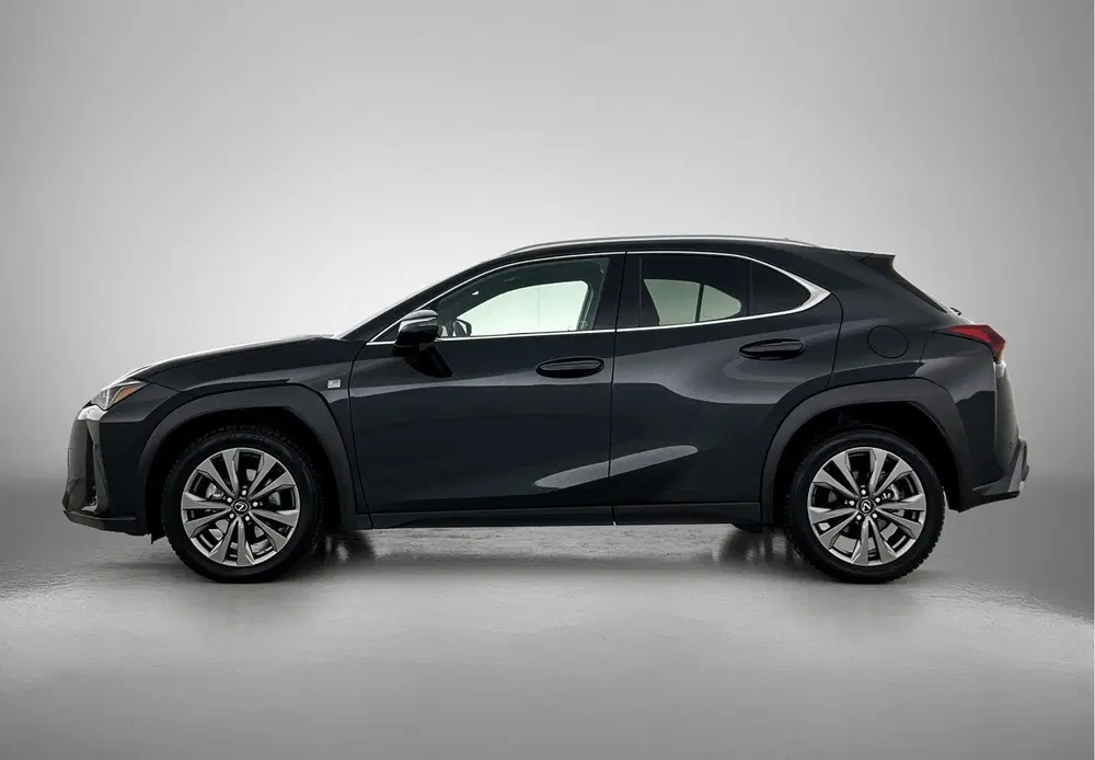Lexus UX 300h F SPORT Design uit 2025, foto 3