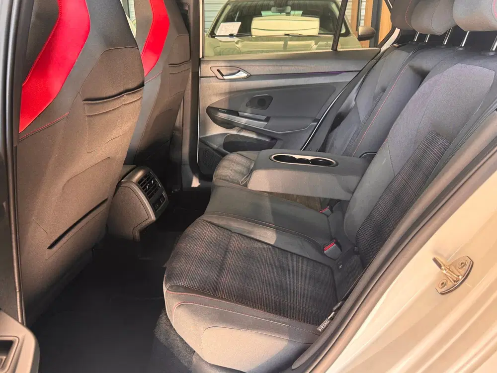 Volkswagen Golf 2.0 TSI GTI Automaat Pano uit 2021, foto 9