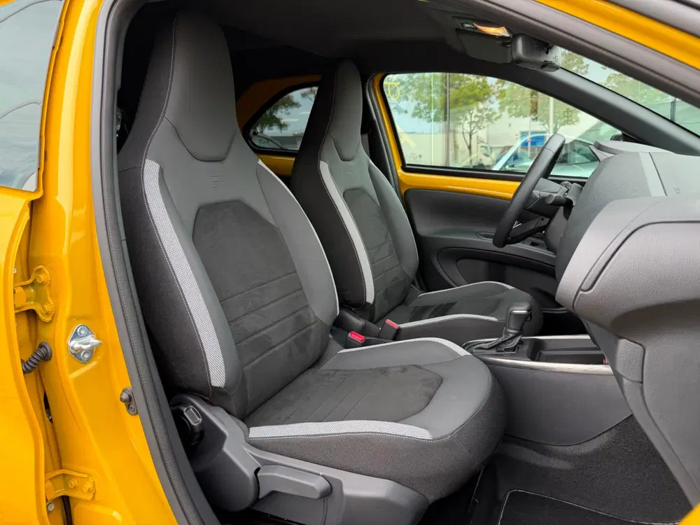 Toyota Aygo X GR Sport 115 Hybride uit 2026, foto 4
