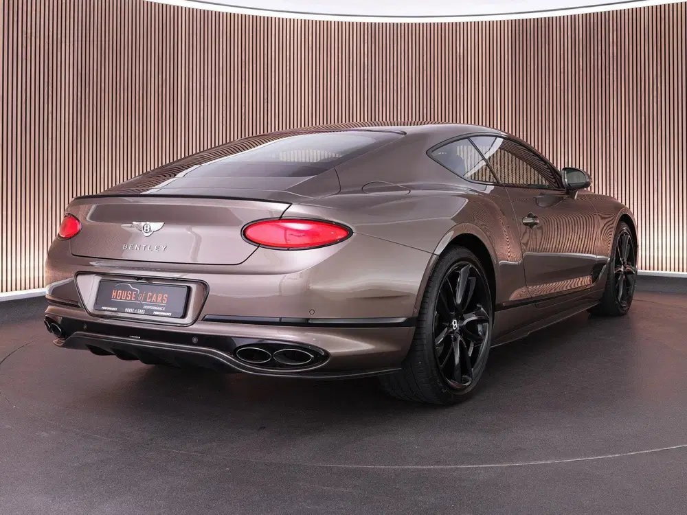 Bentley Continental GT 4.0 V8 550pk uit 2023, foto 2