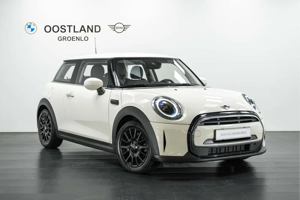 Mini Hatchback One Classic uit 2021, foto 2