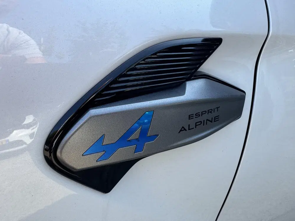 Renault Captur 1.6 E-Tech full hybrid 145 esprit Alpine uit 2025, foto 11
