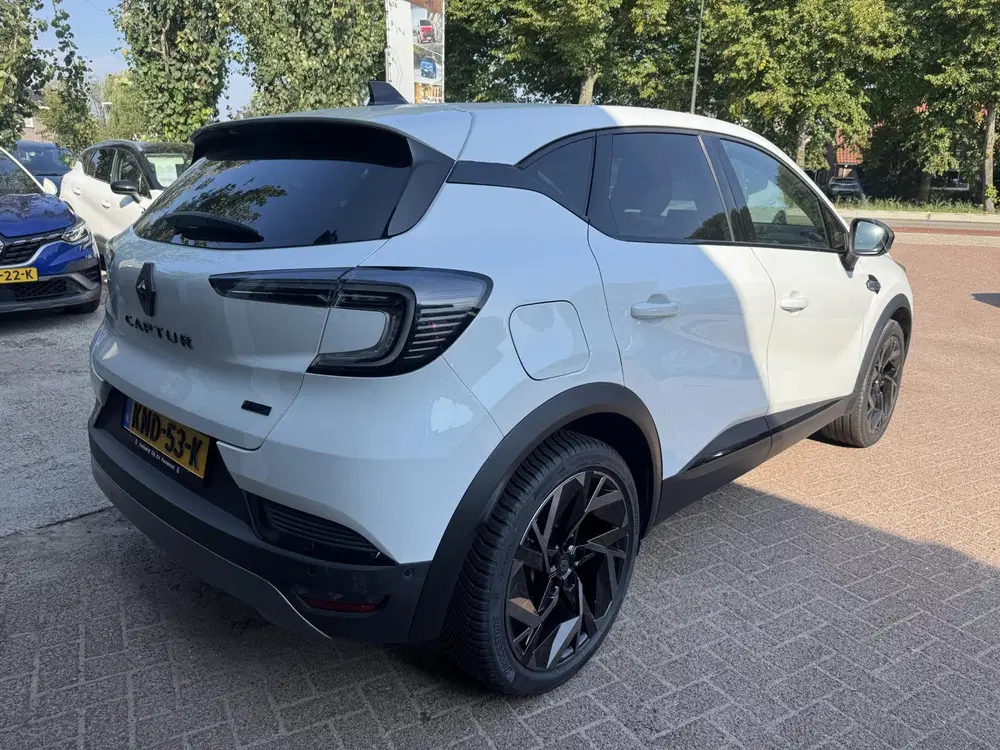 Renault Captur 1.6 E-Tech full hybrid 145 esprit Alpine uit 2025, foto 5