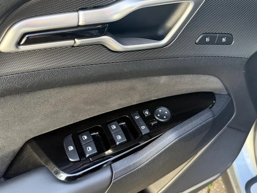 Kia Sportage 1.6 T-GDi Plug-in Hybrid AWD GT-PlusLine uit 2022, foto 14