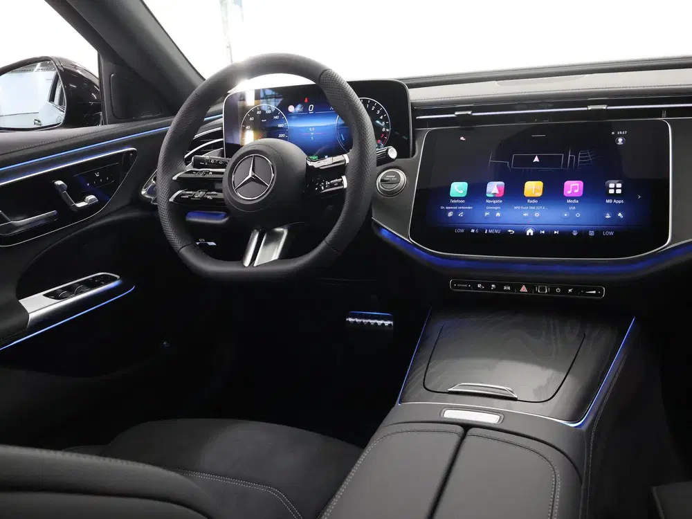 Mercedes-Benz E-Klasse 300 e Business Solution AMG uit 2026, foto 9