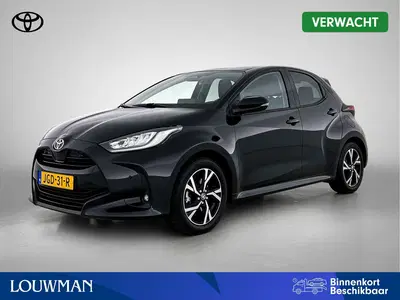 Toyota Yaris 1.5 Hybrid 115 Dynamic Comfort Pack uit 2025