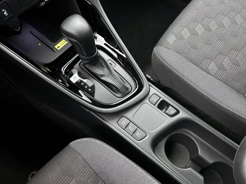 Toyota Yaris 1.5 Hybrid 115 Dynamic Comfort Pack uit 2025, foto 11