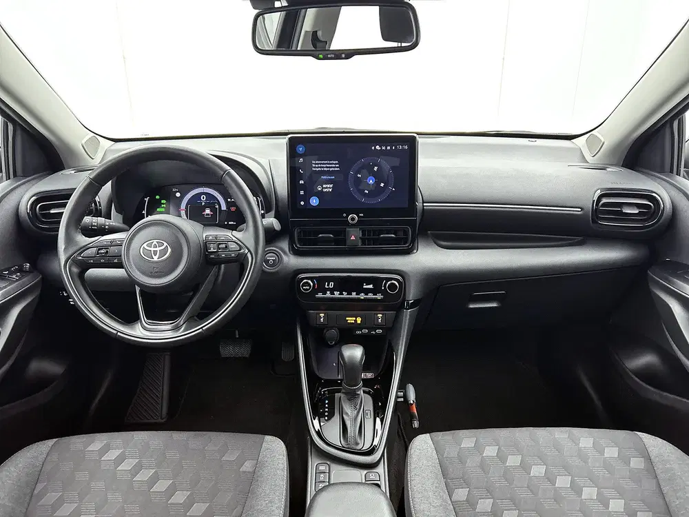 Toyota Yaris 1.5 Hybrid 115 Dynamic Comfort Pack uit 2025, foto 4