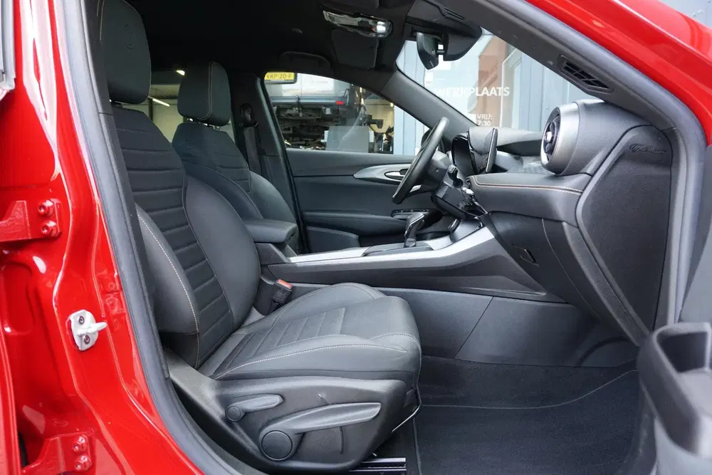 Alfa Romeo Tonale 1.3T PHEV Edizione Speciale 280PK + 360 CA uit 2023, foto 9