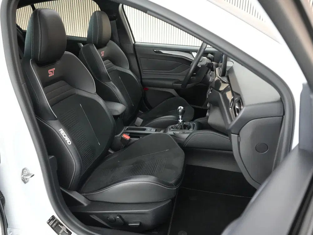 Ford Focus 2.3 280pk uit 2020, foto 10