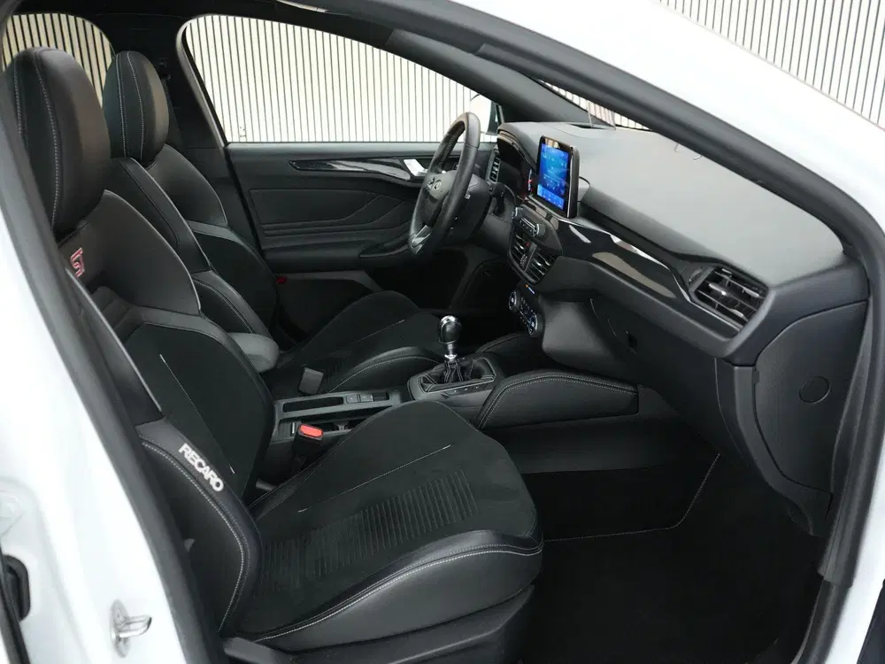 Ford Focus 2.3 280pk uit 2020, foto 9