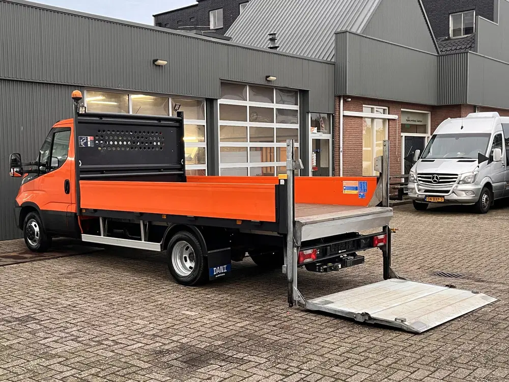 Iveco Daily 35S12V 2.3 Laadklep 500kg Afneembare Trekh uit 2019, foto 4