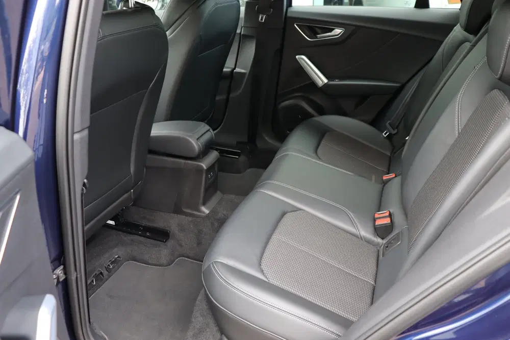 Audi Q2 TFSI S-Line Edition orgNL carplay uit 2022, foto 11