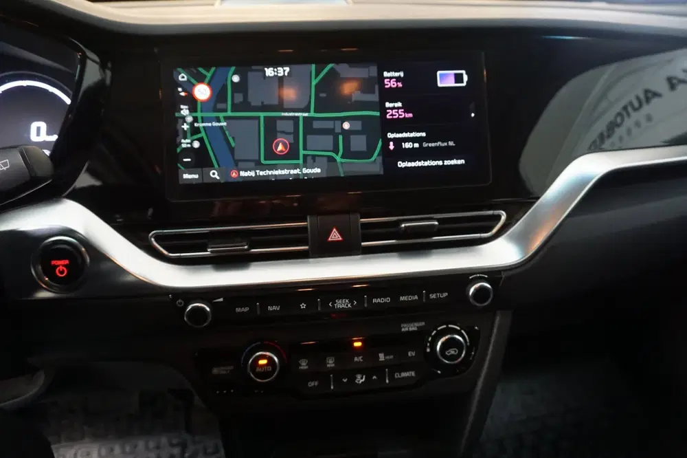 Kia Niro uit 2020, foto 10