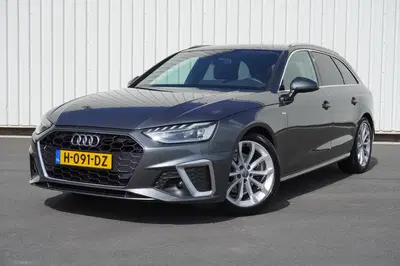 Audi A4 35 TFSI Launch edition Sport uit 2020