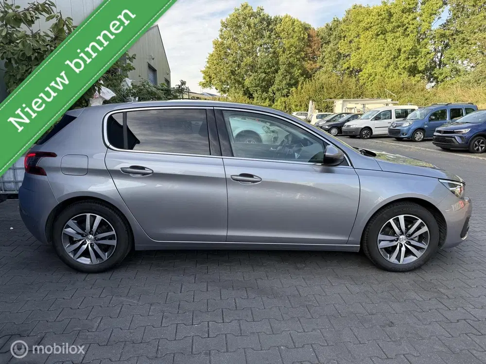 Peugeot 308 1.2 Allure PureTech uit 2019, foto 4