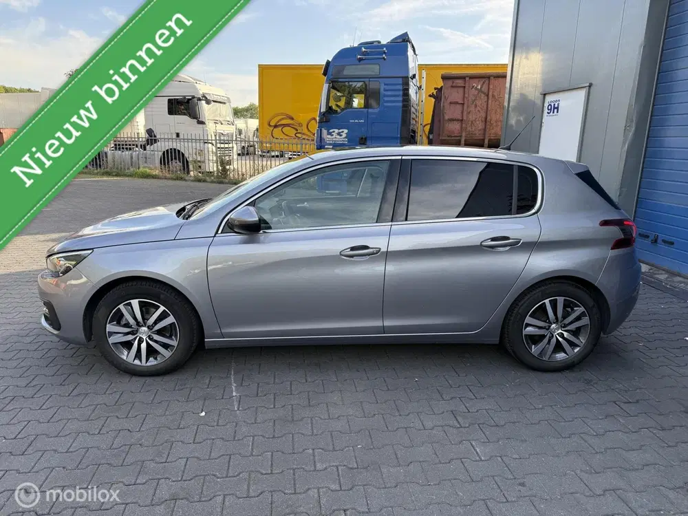 Peugeot 308 1.2 Allure PureTech uit 2019, foto 9